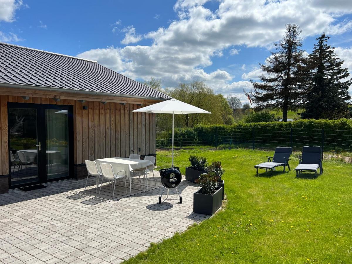 Ferienhaus Auszeit Mit Sauna Schwarz المظهر الخارجي الصورة