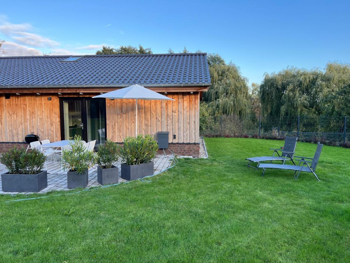 Ferienhaus Auszeit Mit Sauna Schwarz المظهر الخارجي الصورة
